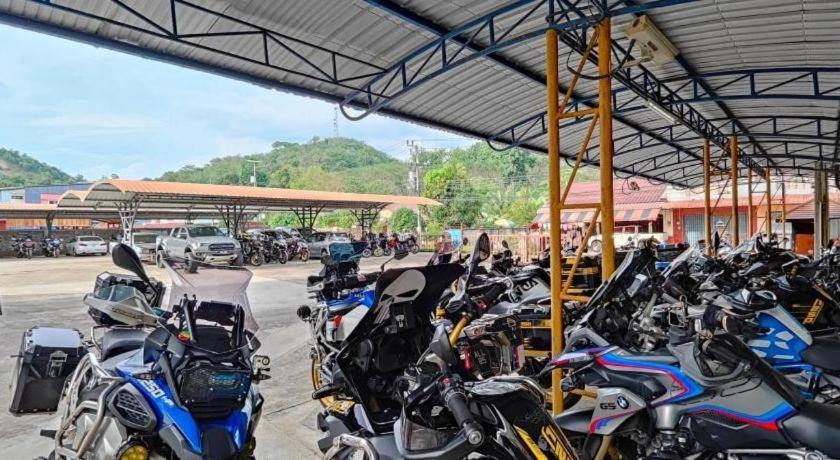 Butterfly Princess Hotel Betong Esterno foto